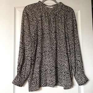 NWOT Mango MNG Women’s Flowy Blouse Flower Design Size: 10